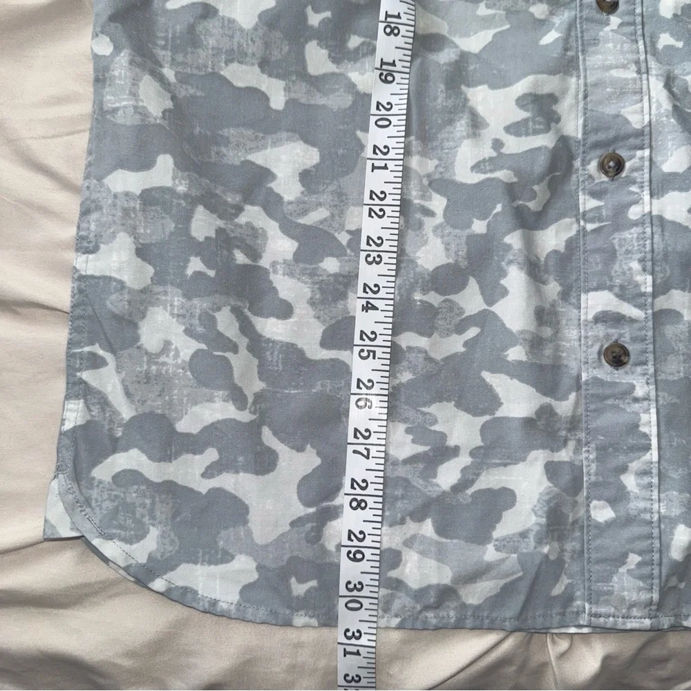 THE NORTH FACE Men’s Button Down‎ Shirt Large Gray Camo Long Outdoor Hiking